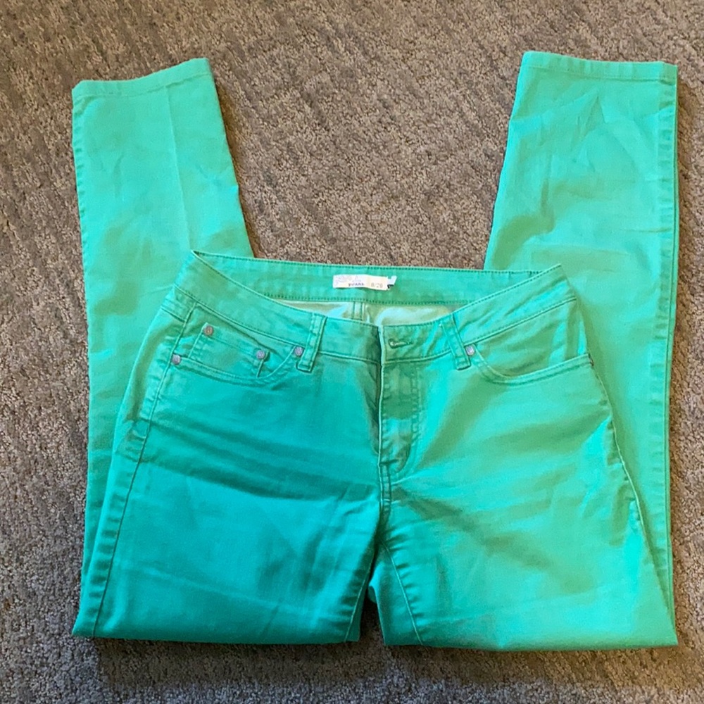 Kara prana jeans.